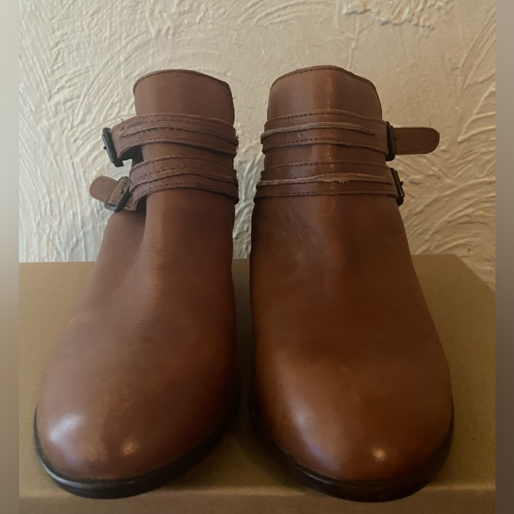 Diba Brown Boots - Picture 3 of 5